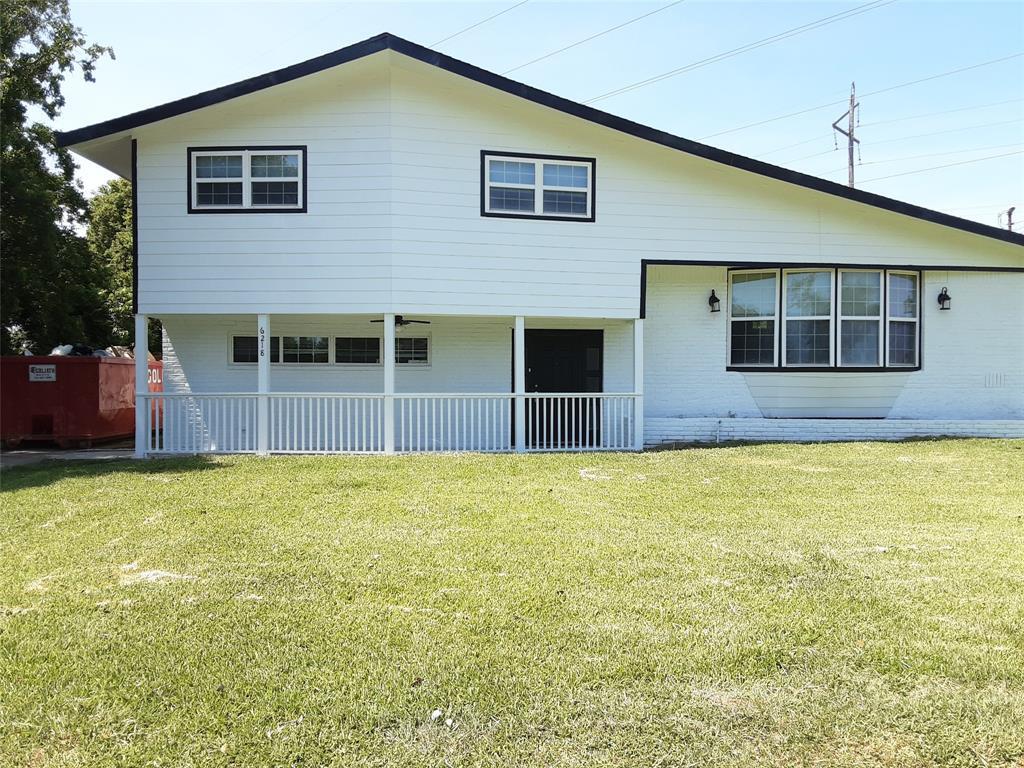 Primary Photo - 6218 Carver Ave