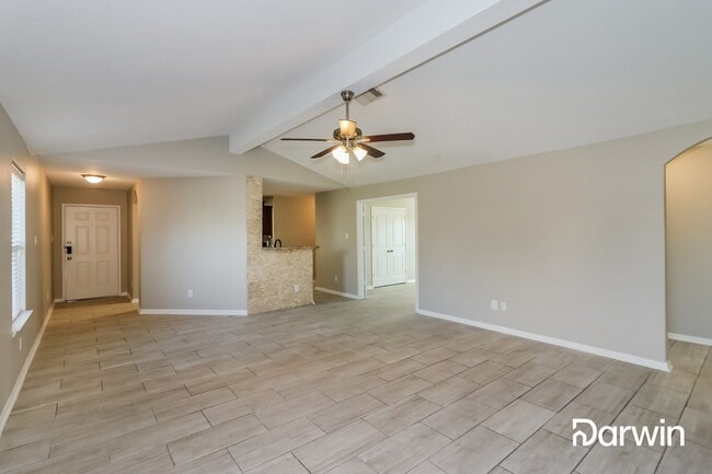 Building Photo - 2909 Seacrest Ln