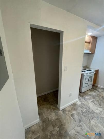 Building Photo - 802 Stetson Ave