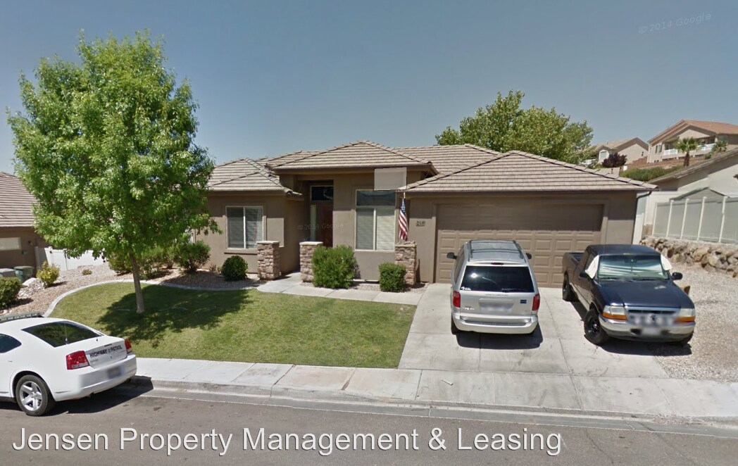 Primary Photo - 4 br, 2 bath House - 259 North 2940 East