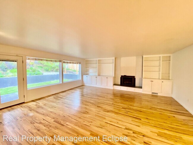 Building Photo - 3 br, 2 bath House - 1513 177TH Ave NE