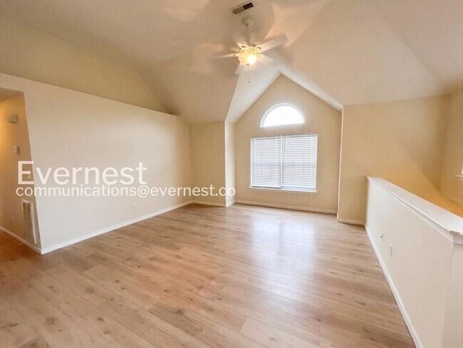 Foto del edificio - 710 Queens Path