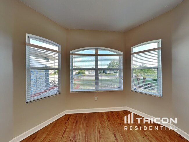 Building Photo - 9208 64th Ct E