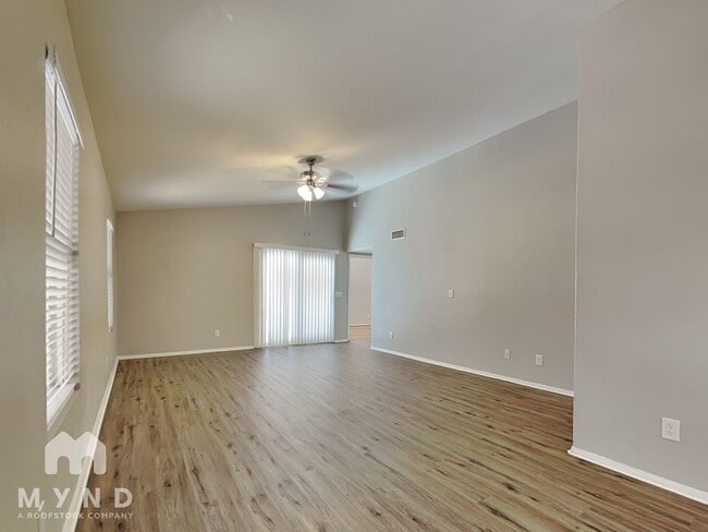 Building Photo - 19153 N 75th Dr
