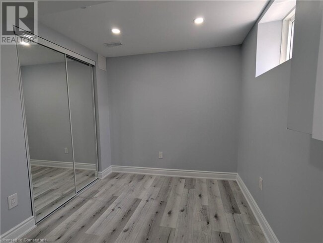 Building Photo - 117 Markwood Dr
