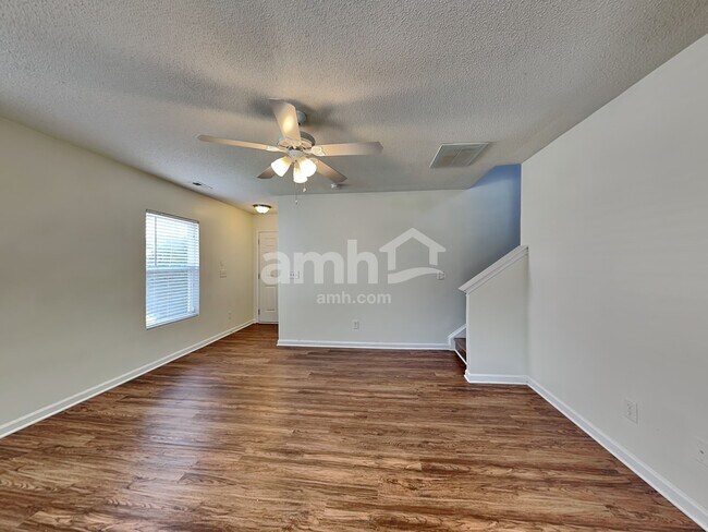Building Photo - 3771 Marshlane Way