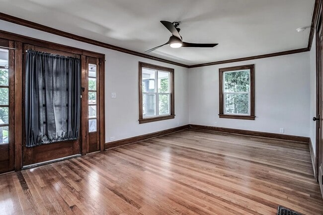 Building Photo - 5114 Lydia Ave