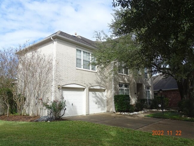 Building Photo - 12414 N Shadow Cove Ln
