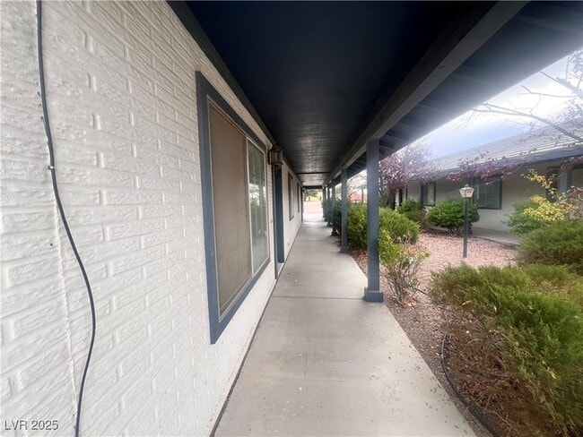Building Photo - 1441 Star Rd