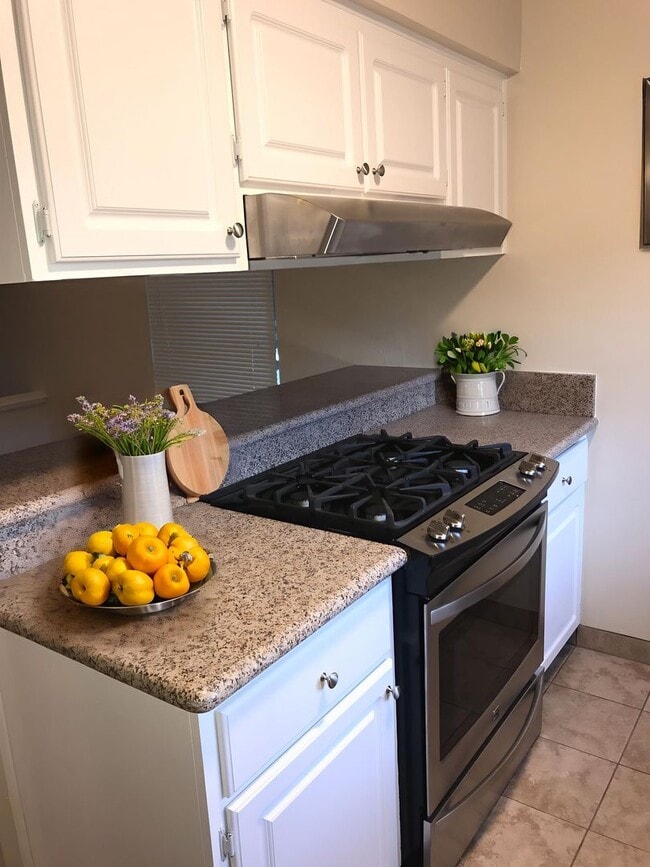 Interior Photo - Riverside Gardens