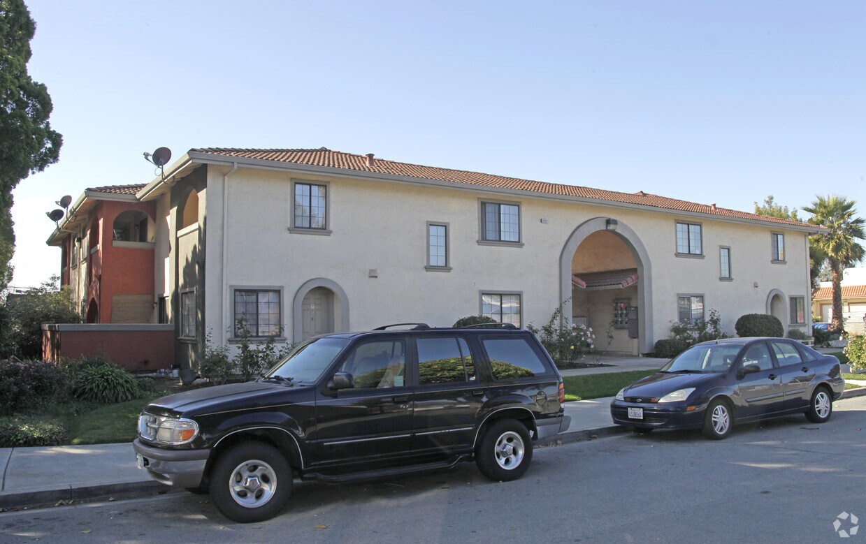 Foto del edificio - 37007 Magnolia St