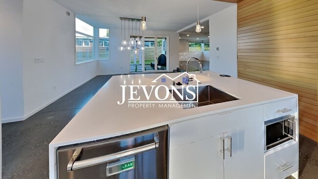 Foto del edificio - Luxury single-family home with inclusive w...