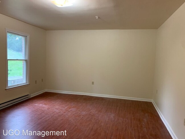 Building Photo - 3 br, 2.5 bath House - 530 Papa Ct