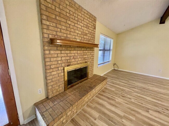 Foto del edificio - 706 Heritage Trail