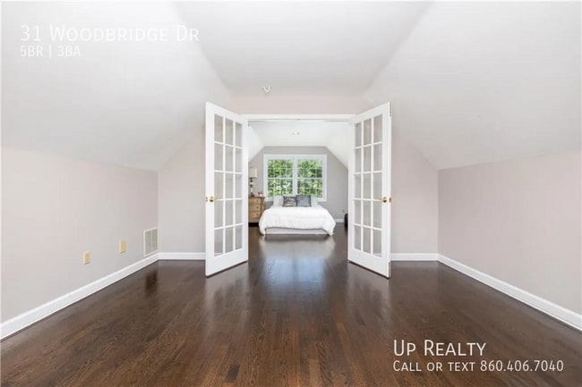 Building Photo - 31 Woodbridge Dr