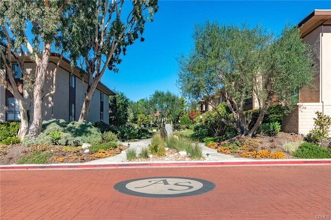 Main Entrance - 5917 Armaga Spring Rd