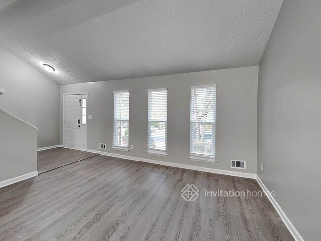 Building Photo - 5460 Red Berry Ln SW