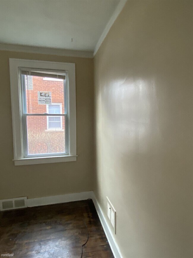 Foto del edificio - 2 br, 1 bath 4plex - 990 Nottingham Rd Lower