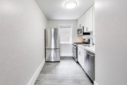 Foto del edificio - 5031 H St SE