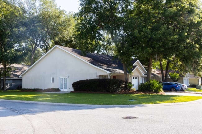 Foto del edificio - 252 Windridge Dr