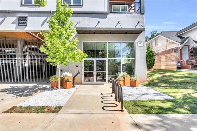 Foto del edificio - 525 Parkway Dr NE