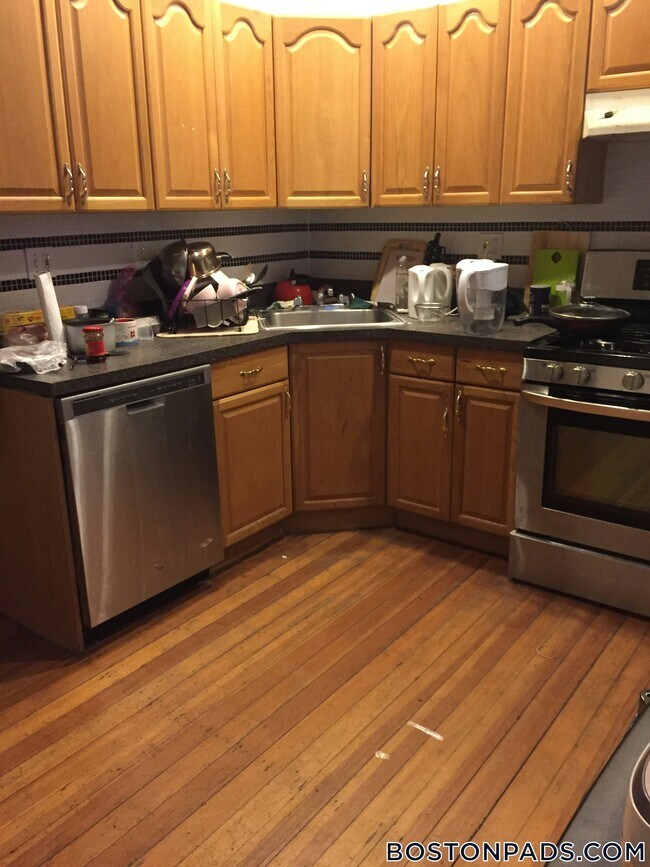 Building Photo - 7 Price Rd