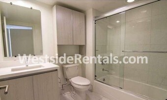 Foto principal - 6217 waring Ave