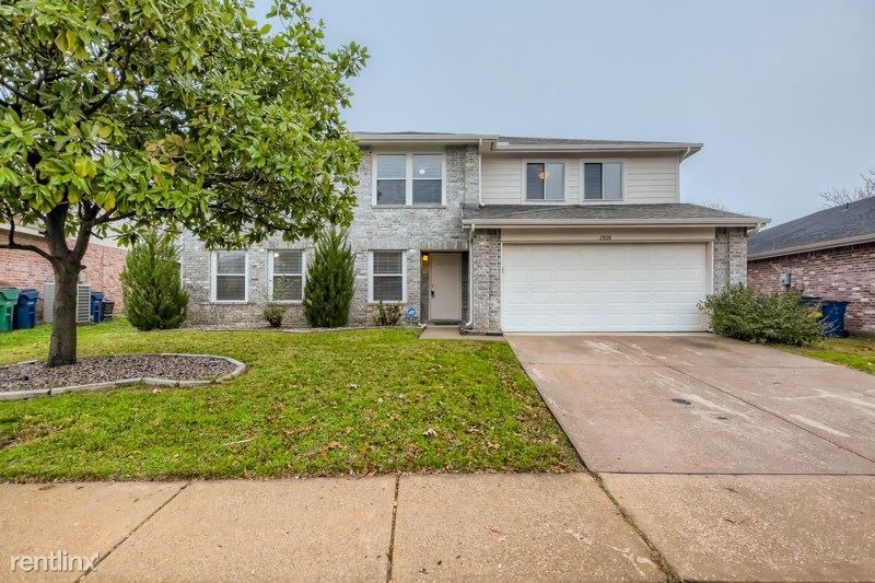 Foto principal - 5 br, 2 bath House - 2808 High Pointe Boul...