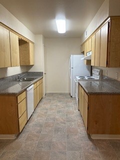 Tanglewood Apartments photo'