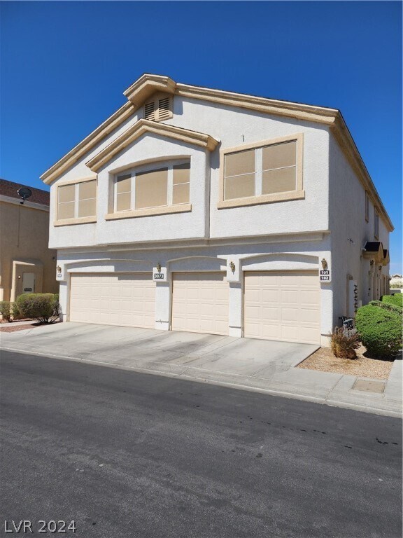 Building Photo - 3073 Gary Cooper St