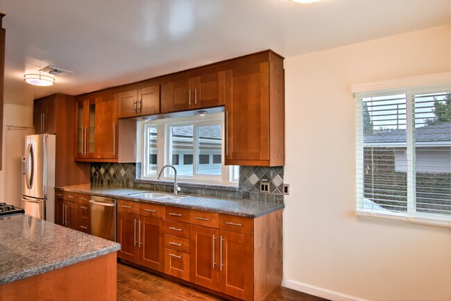 Foto del edificio - 3850 Canfield Rd