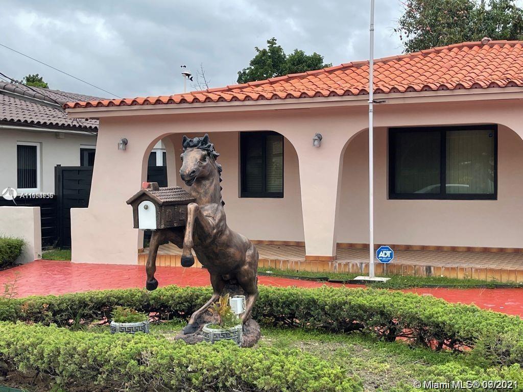 Foto principal - 6440 SW 4th St