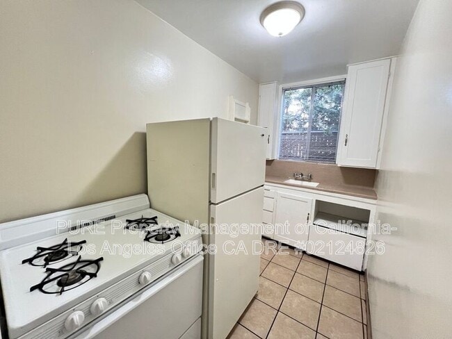 Foto del edificio - 2219 Pacific Coast Highway