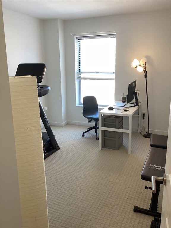 Building Photo - 16 Miner St