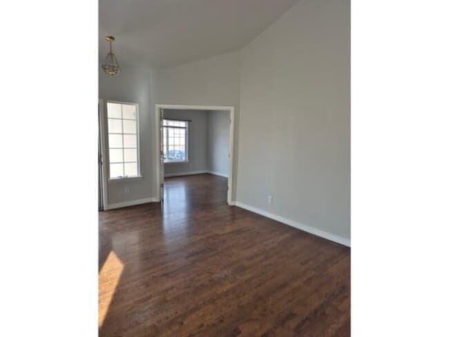 Foto del edificio - Single Family Home