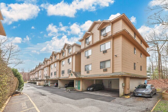 Foto del edificio - 97 Richards Ave