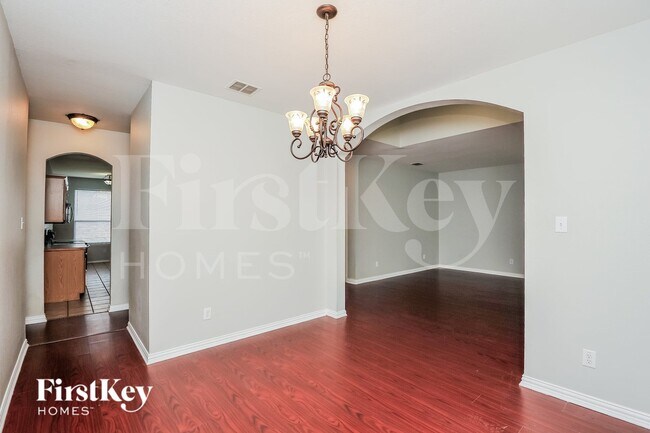 Foto del edificio - 8312 Tribute Ln