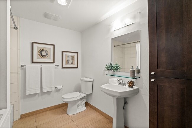 Building Photo - 1620 Belmont Ave