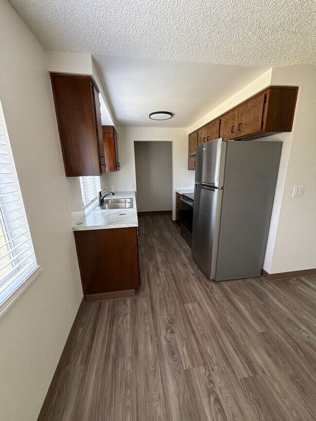 Foto del edificio - 1040 Lamplite Ln