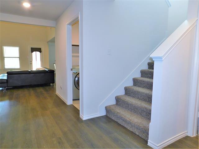 Foto del edificio - 4025 Huntington Dr
