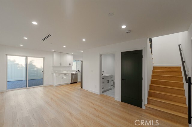 Building Photo - 14125 Emelita St