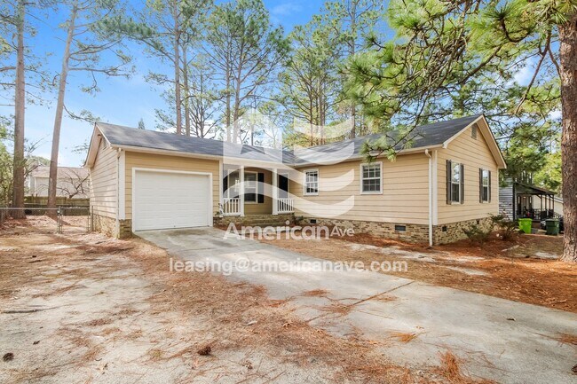 Foto del edificio - 216 Pond Ridge Rd E