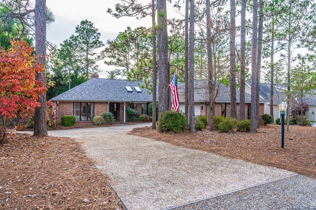 Building Photo - 11 Greenville Ln