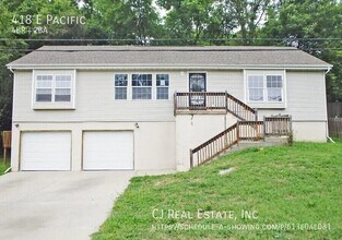 Building Photo - 418 E Pacific Ave