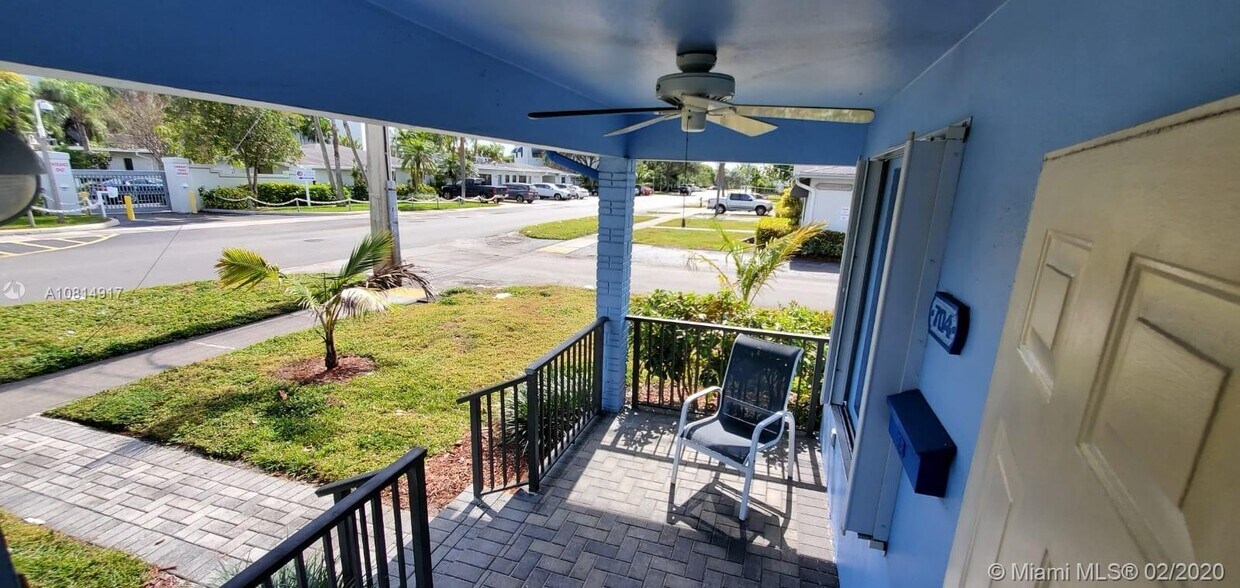 Foto principal - 704 SW 2nd Ave