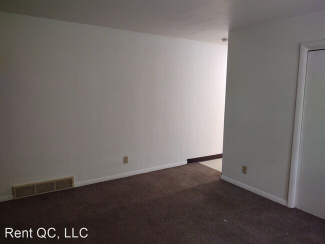 Building Photo - 1727 9th Ave