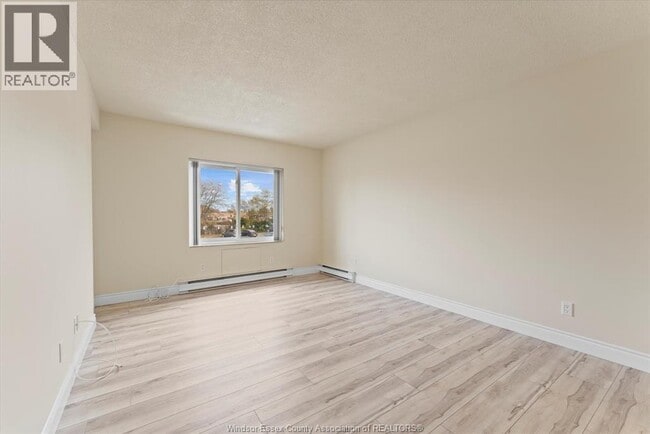 Building Photo - 515 Dalhousie St