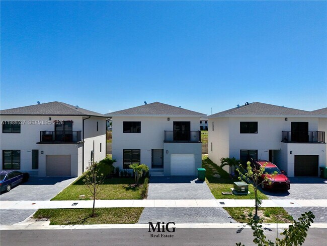 Foto del edificio - 1374 NW 1st St