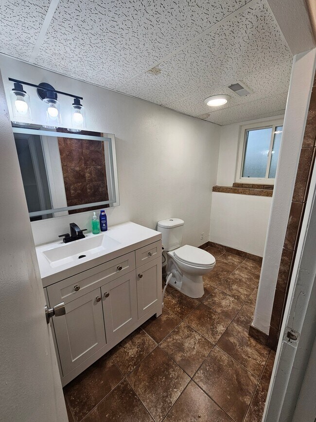 Foto del edificio - 7390 W Candis Pl