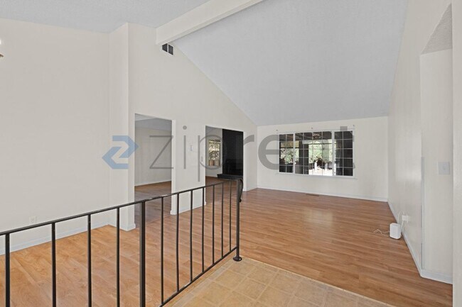 Foto del edificio - Unit